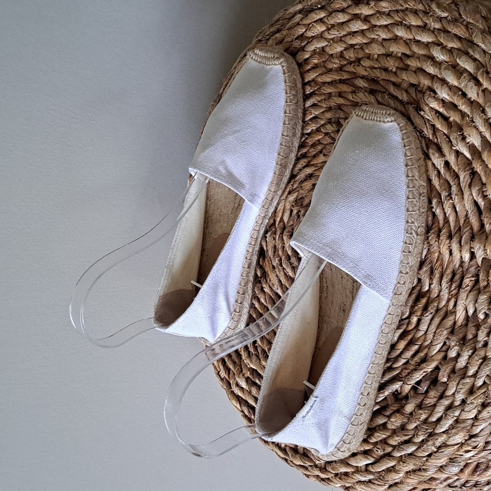 NWOT‎ SOLUDOS Womens White Canvas Slip On Loafer Espadrilles S-9